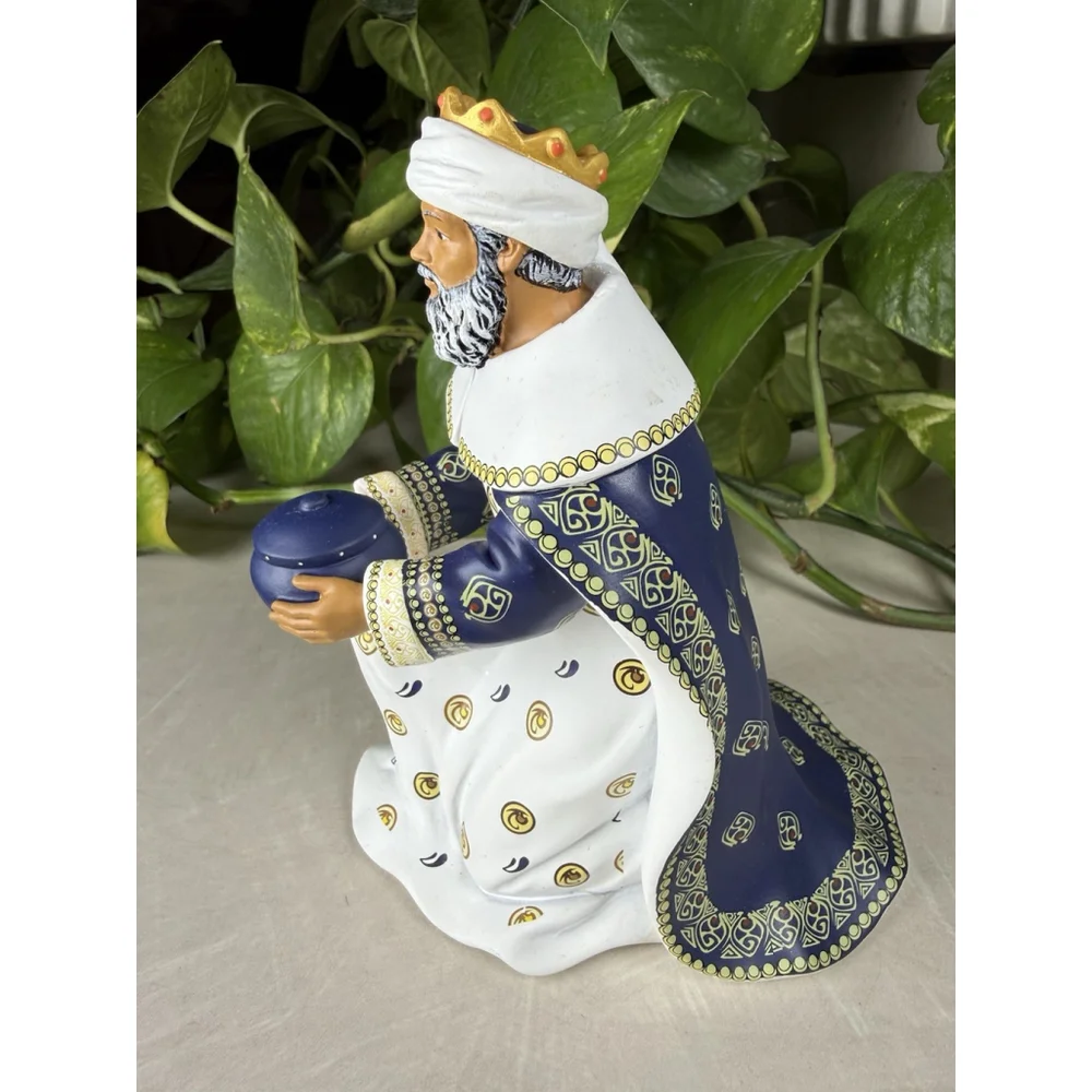 Hawthorne Village The Silent Night Nativity Collection King Balthasar 2011